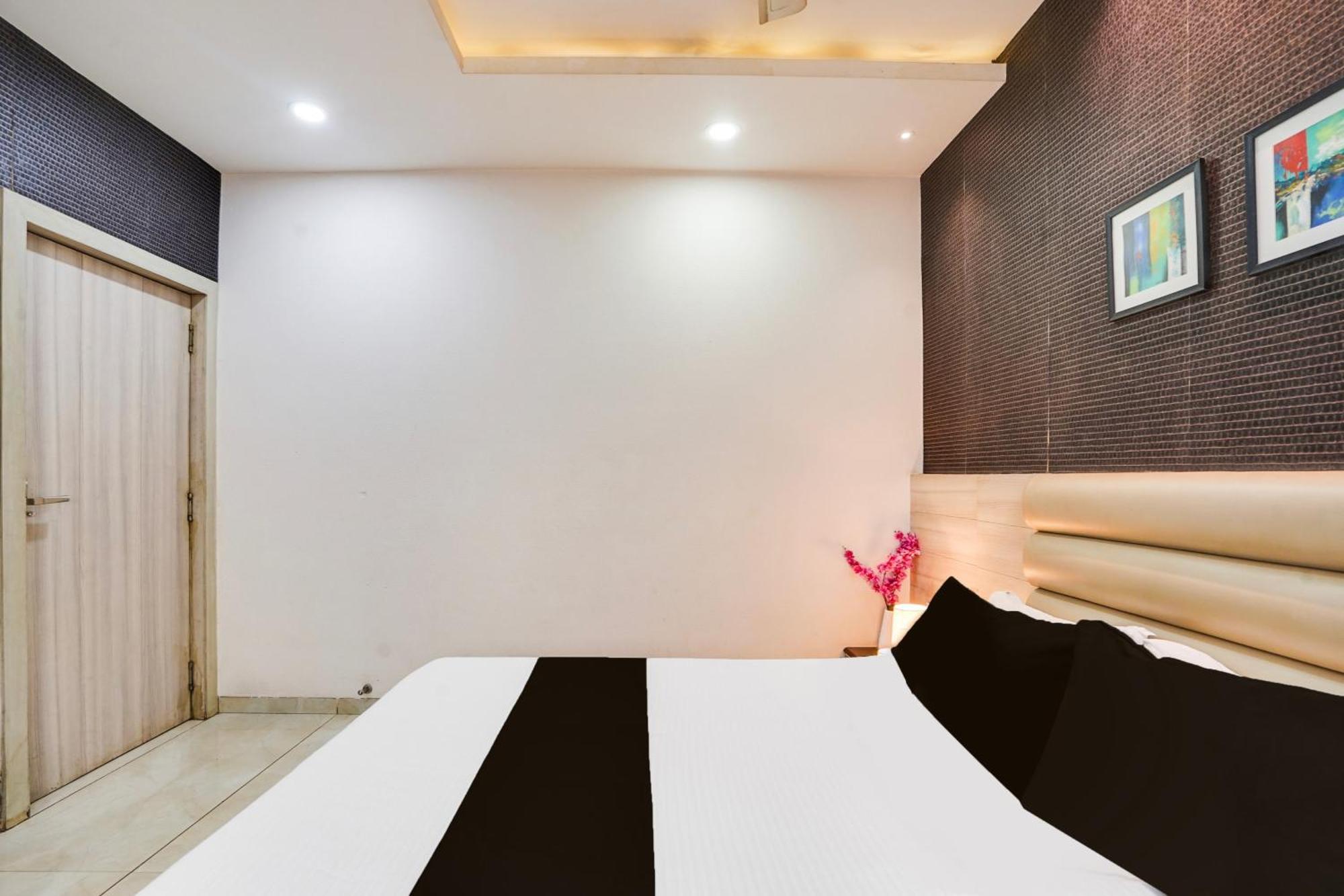 Super Townhouse Jhalawar Road Gumanpura Formerly Rockland Kota (Rajasthan) Exterior foto